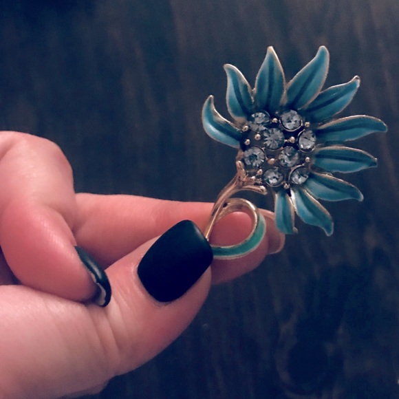 VTG Blue Flower w/CZ Diamond Studs Center Brooch - Picture 10 of 14